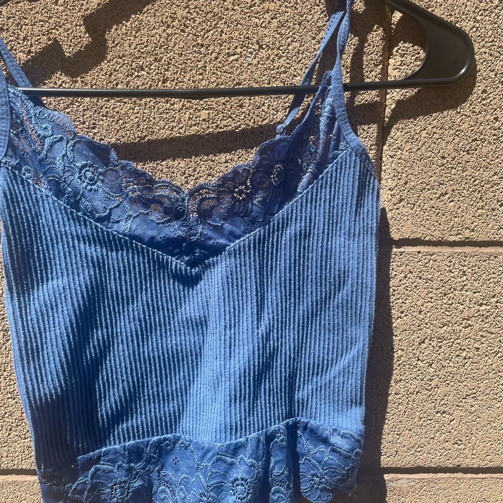 Y2K Blue lace ribbed tank